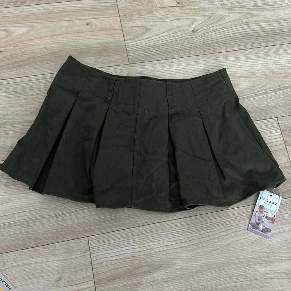 NEW halara skirt